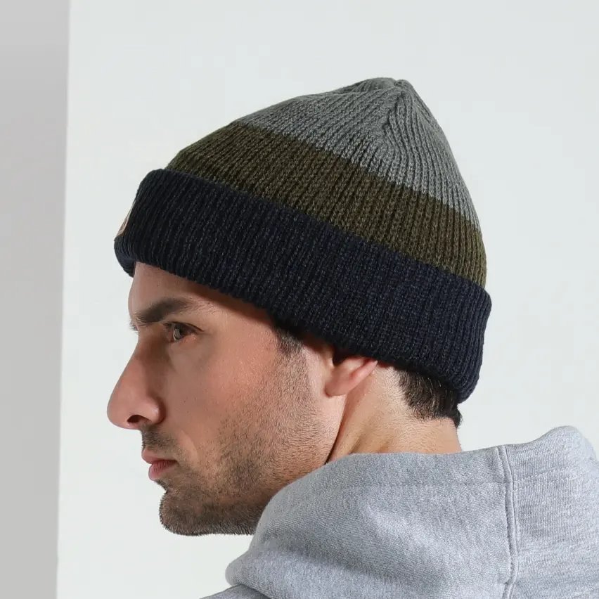Chapeau bonnet tricoté en cuir à patchs de couleur contrastée pour